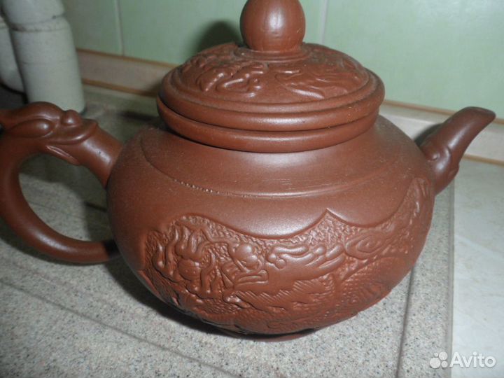 Чайник ручной работы из глины