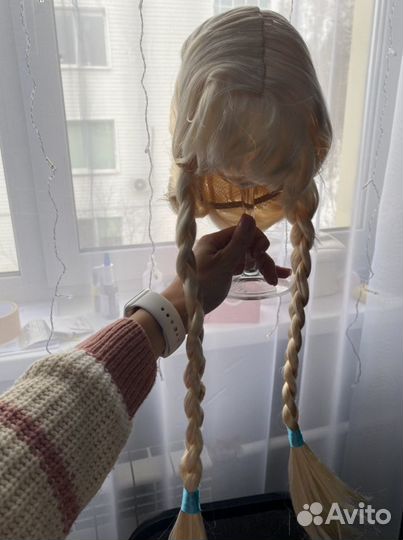 Парик женский