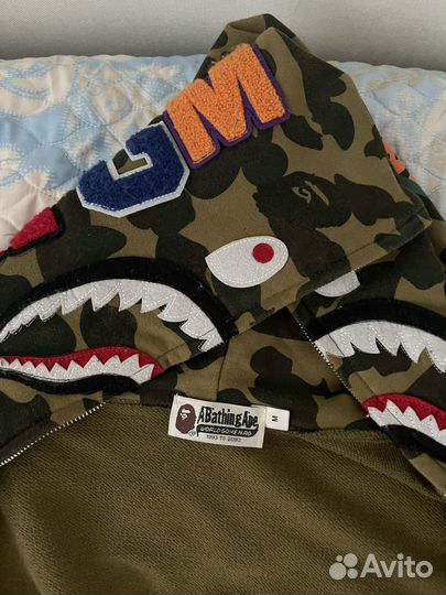 Зипка Bape