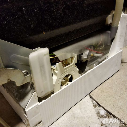 Посудомоечная машина Bosch разбираю