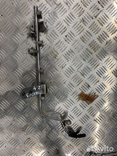 Рампа топливная Додж Стратус 2,4