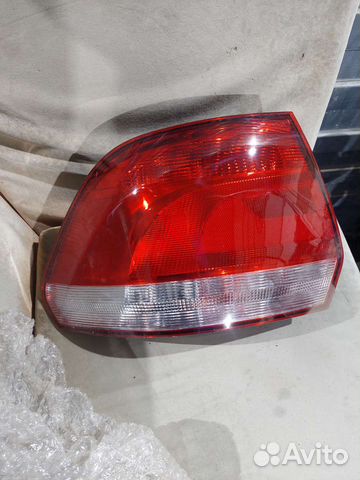 Задней фонарь volkswagen polo седан