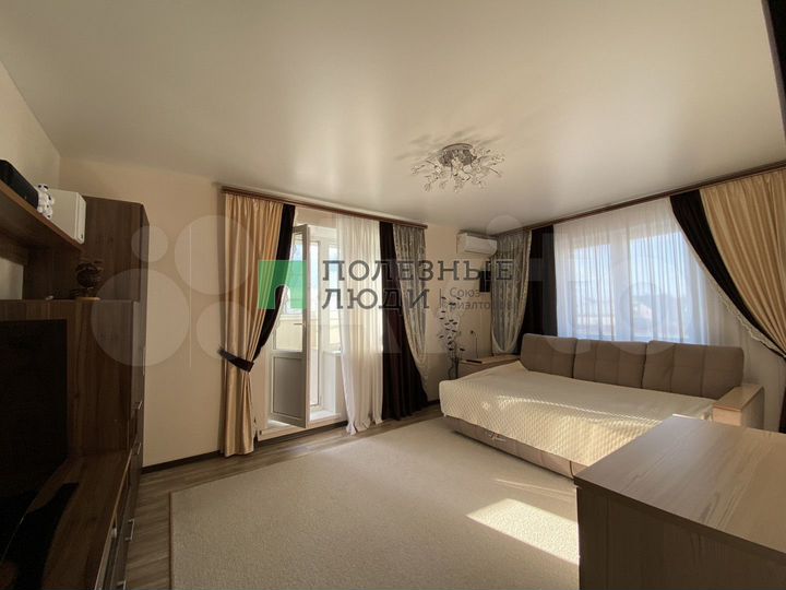 2-к. квартира, 61 м², 3/17 эт.