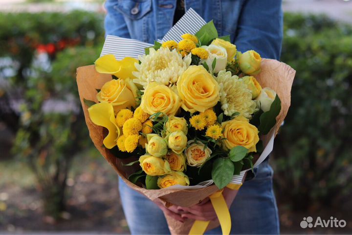 Доставка букетов и цветочных композиций