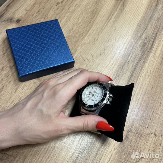 Наручные часы Omega Seamaster