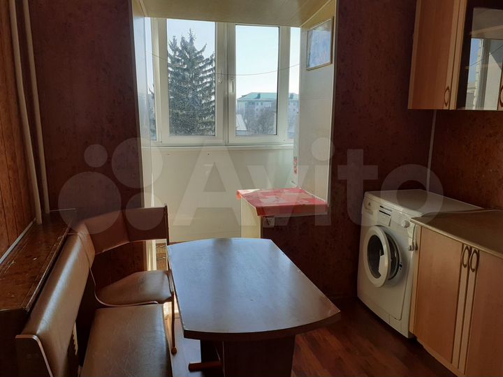 2-к. квартира, 51 м², 4/5 эт.