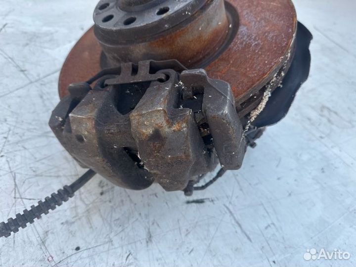 Ступица передняя левая Bmw X3 F25 N47D20C 2012