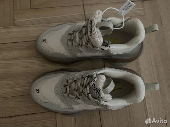 Продажа женской обуви