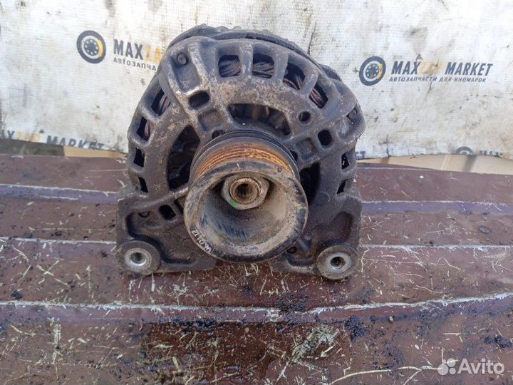 Генератор Renault Logan 1.6 2012 (б/у)