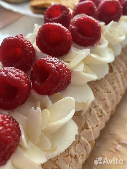 Меренговый рулет