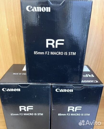 Canon RF 85 f2 Macro IS STM, новый