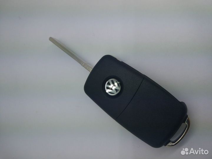 Ключ VW Amarok Transporter 7E0837202AD