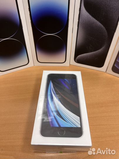 iPhone SE, 128 ГБ
