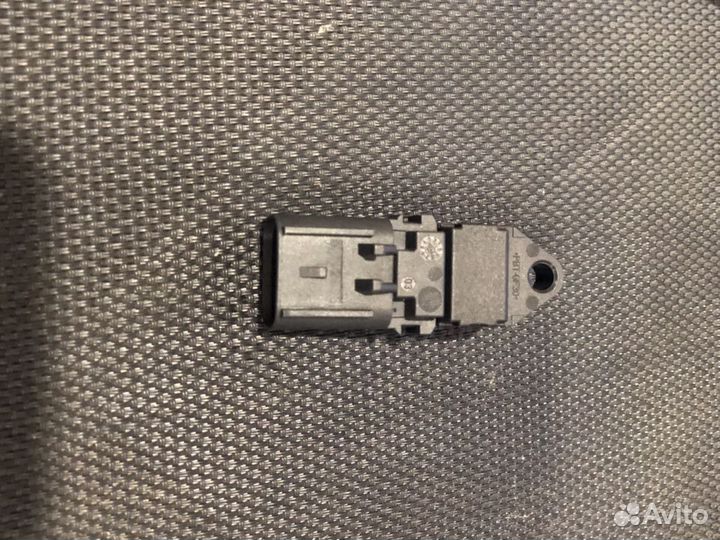 4984575 Датчик давления картерных газов Cummins