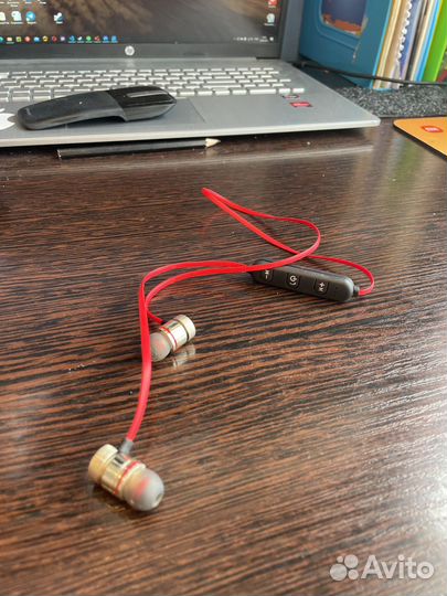 Беспроводные наушники