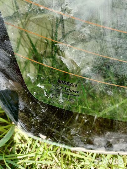 Стекло заднее Nissan Primera P10