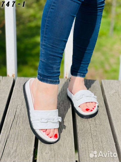 Шлепки женские