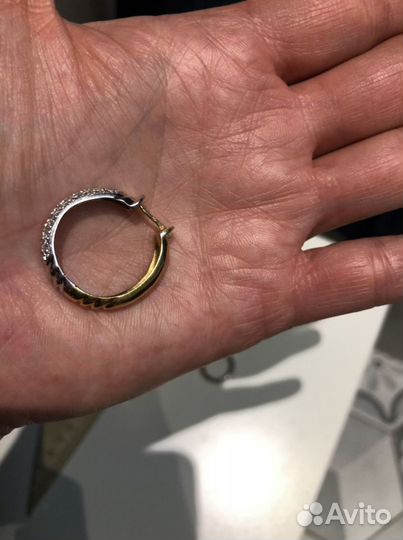 Золотые серьги с 56 бриллиантами, 18 карат.золото