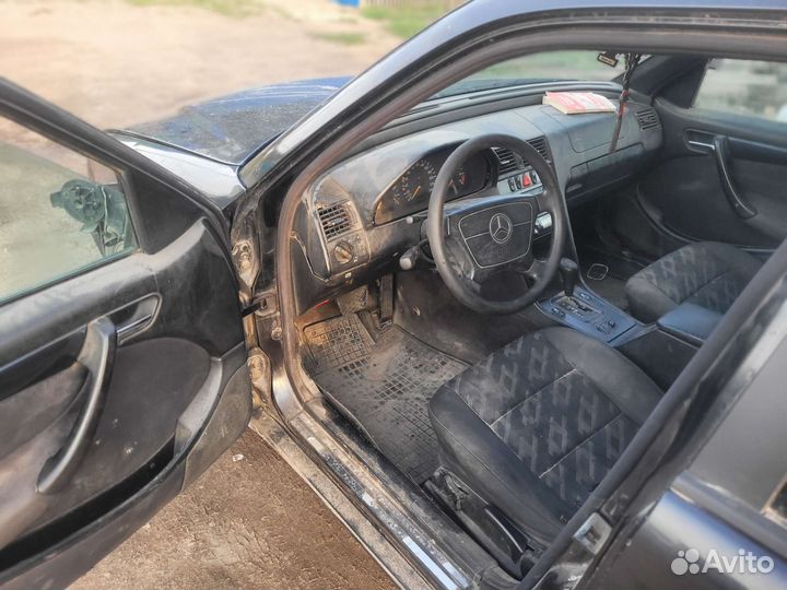 Mercedes-Benz C-класс 2.0 AT, 1998, 192 000 км