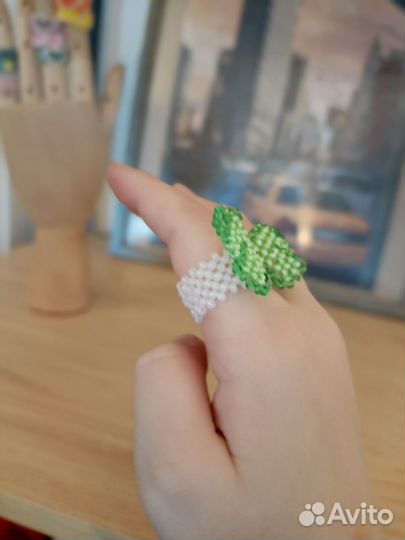 Кольцо из бисера