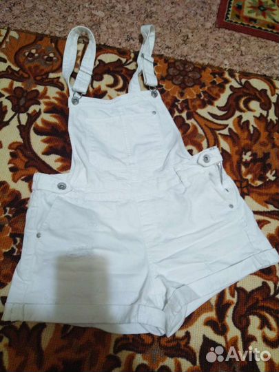 Комбинезон джинсовый, шорты джинсы bershka