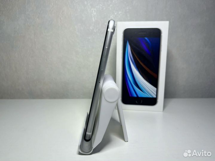 iPhone SE (2020), 64 ГБ