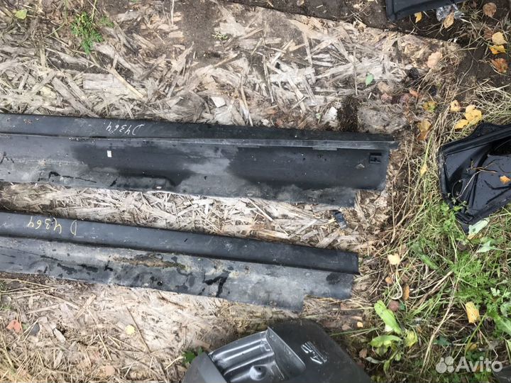 Bmw e53 X5 накладка порога правая