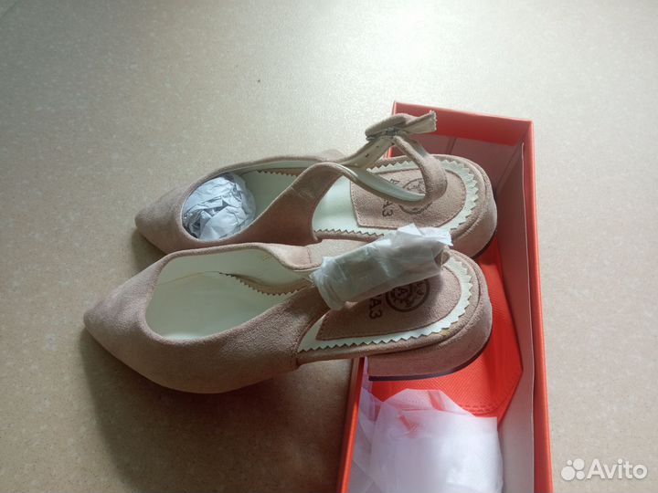 Босоножки женские 38 размер