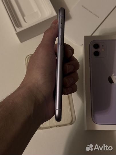 iPhone 11, 64 ГБ