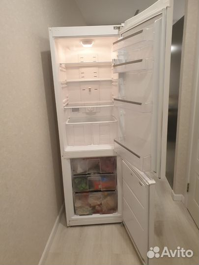 Холодильник Vestel NoFrost