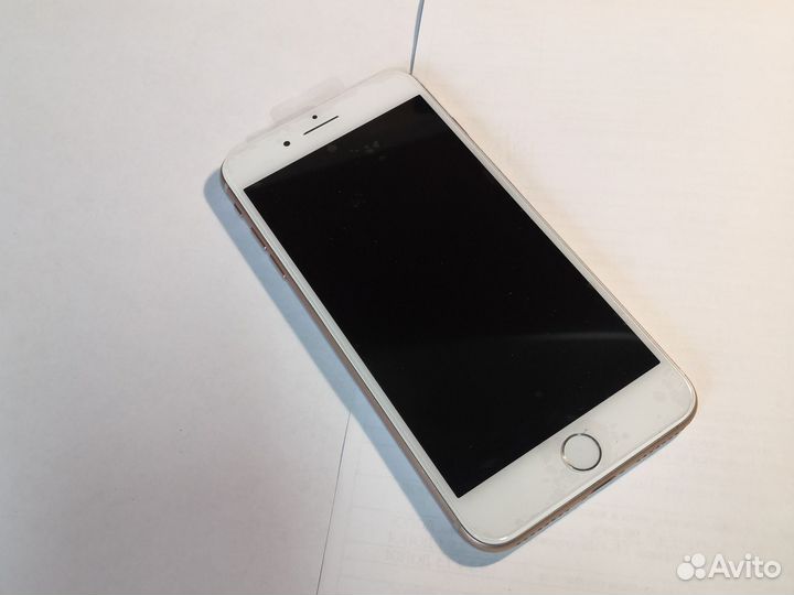 iPhone 8 Plus, 64 ГБ