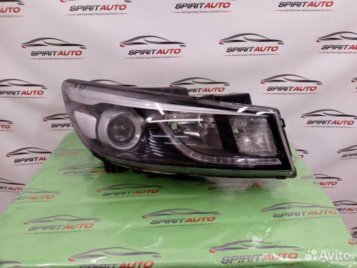 Фара передняя правая Kia Carnival 3 2014-2020