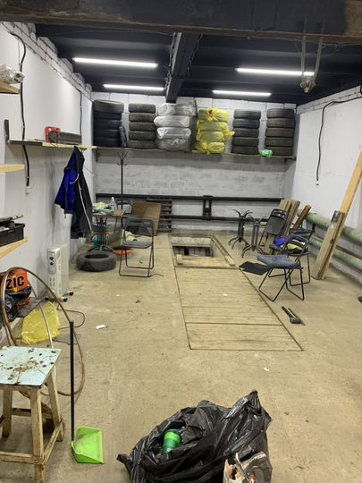 Гараж, > 30 м²