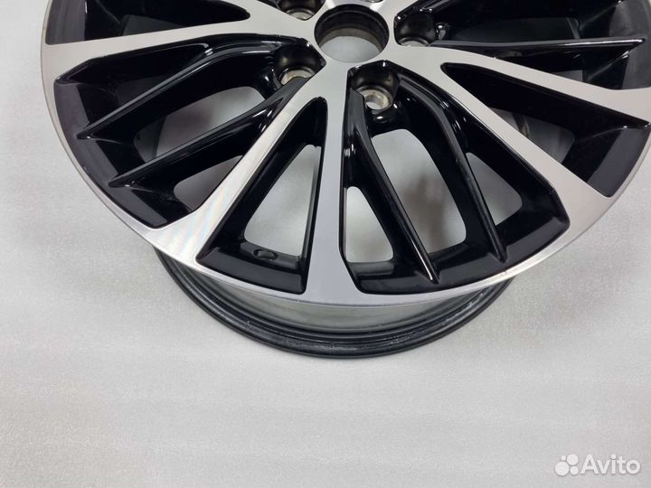 Диск R18 Toyota Camry 70 S-edition sport