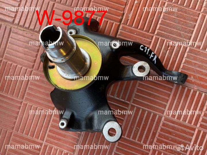 Цапфа кулак поворотный передний правый BMW E38