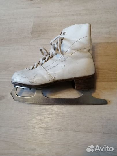 Коньки фигурные