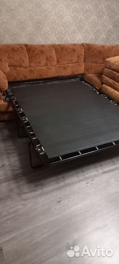 Угловой диван бу