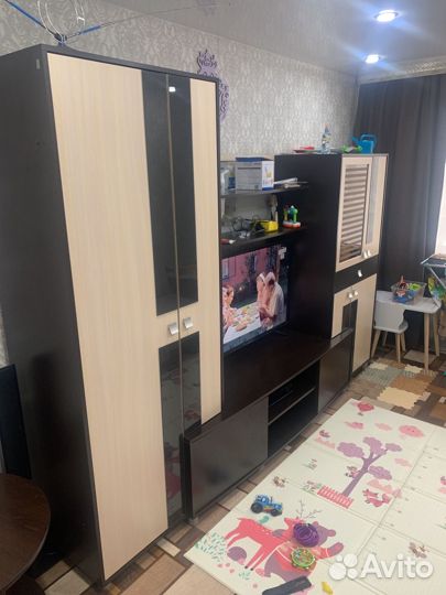 Стенка в гостинную