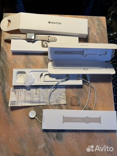 Apple watch se 40 mm starlight aluminium