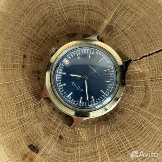 Восток 17 рубиновых камней - наручные часы СССР