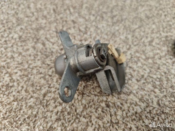 Личинка замка двери передняя левая Hyundai Getz TB