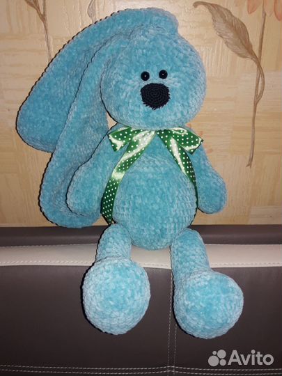 Зайчики из плюшевой пряжи