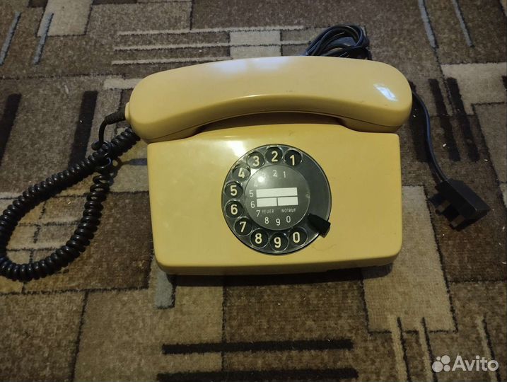 Телефоны дисковые, стационарные разные