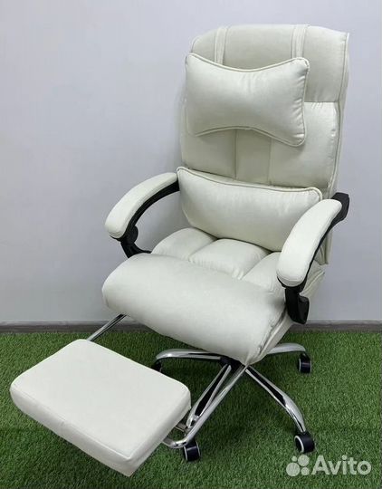 Компьютерное игровое кресло геймерское с массажем