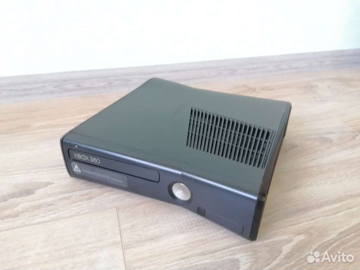 Xbox 360 S