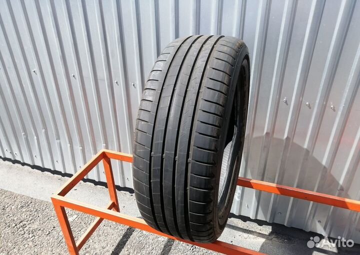 Bridgestone Alenza 001 235/55 R18 100V