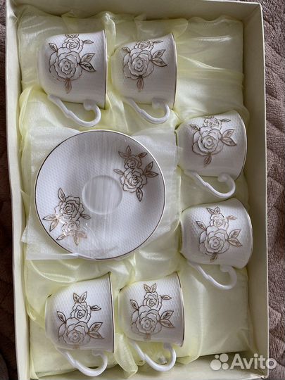 Фарфоровый сервиз