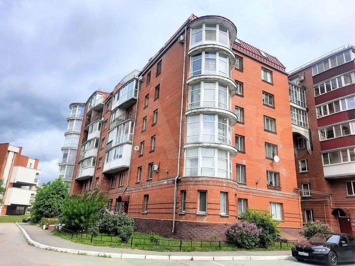 2-к. квартира, 83,6 м², 1/7 эт.