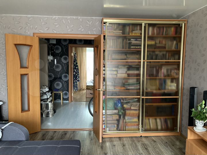 4-к. квартира, 78 м², 2/5 эт.