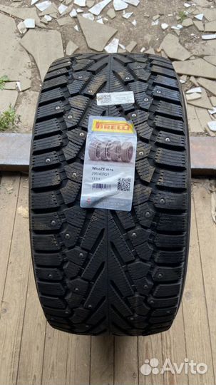Pirelli Ice Zero 295/40 R21 111H